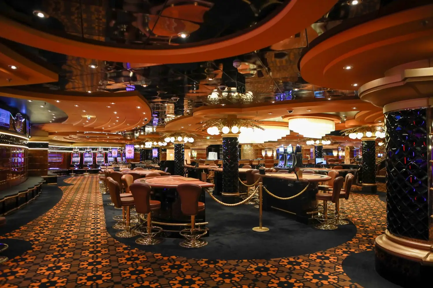 Casino entertainment atmosphere